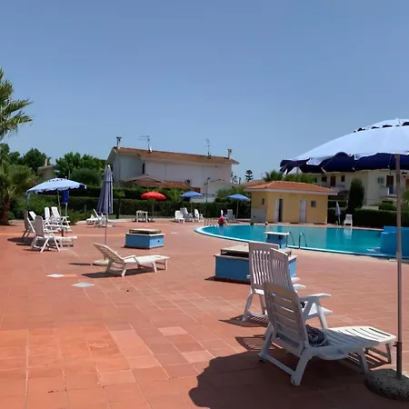 Villa Sabaudia Vila *